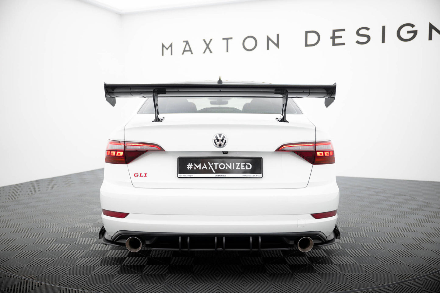 Karbonowy Spoiler Volkswagen Jetta GLI Mk7 Maxton Design