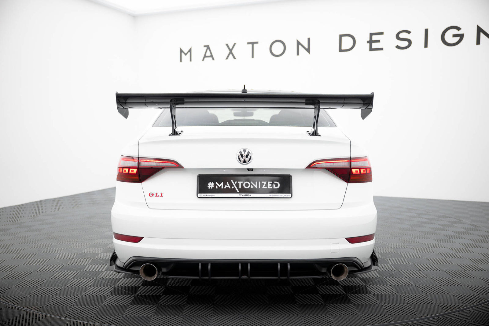 Karbonowy Spoiler Volkswagen Jetta GLI Mk7 Maxton Design