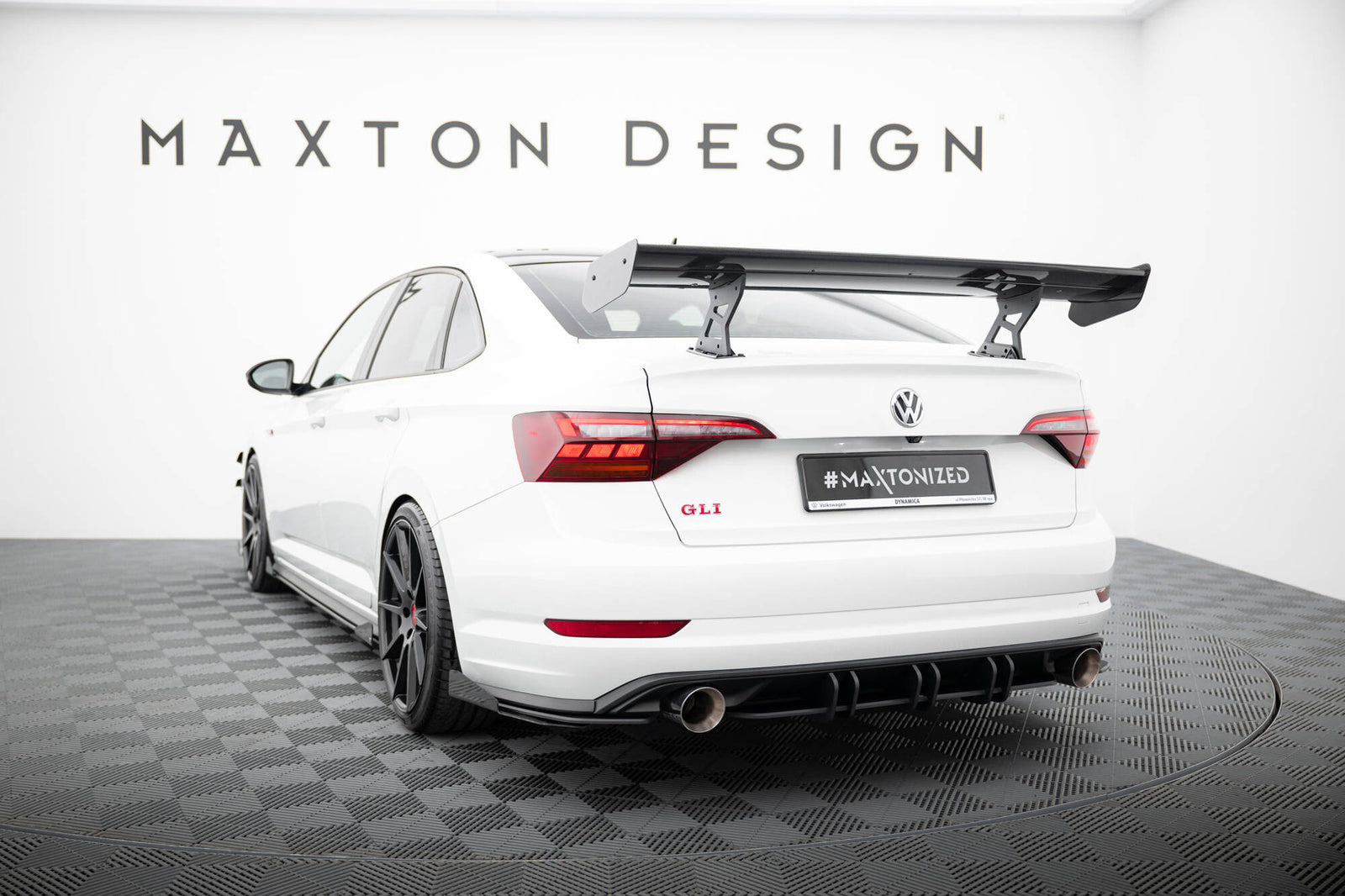 Karbonowy Spoiler Volkswagen Jetta GLI Mk7 Maxton Design
