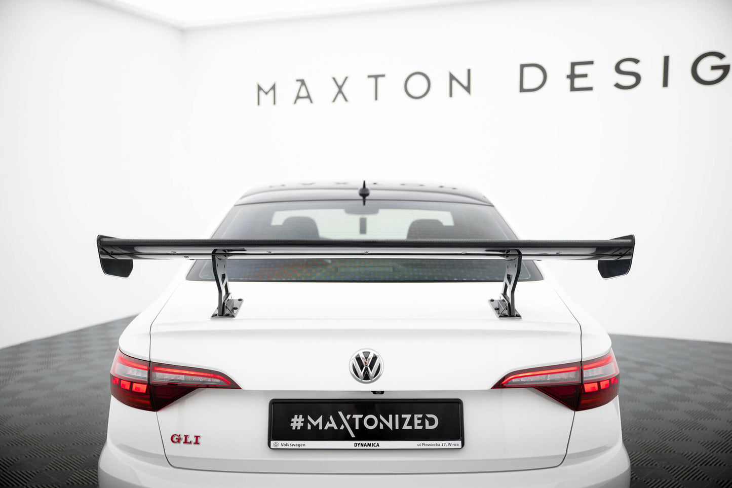 Karbonowy Spoiler Volkswagen Jetta GLI Mk7 Maxton Design