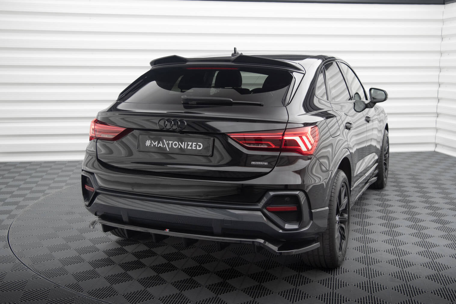 Przedłużenie Spoilera 3D Audi Q3 Sportback F3 Maxton Design