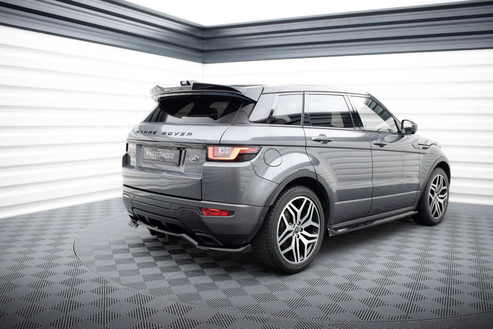 Przedłużenie Spoilera 3D Land Rover Evoque HSE Dynamic Maxton