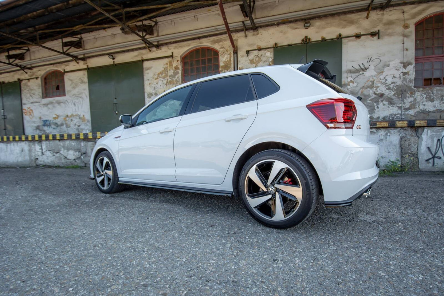Progi z Dyfuzorami VW Polo Mk6 GTI Maxton Design