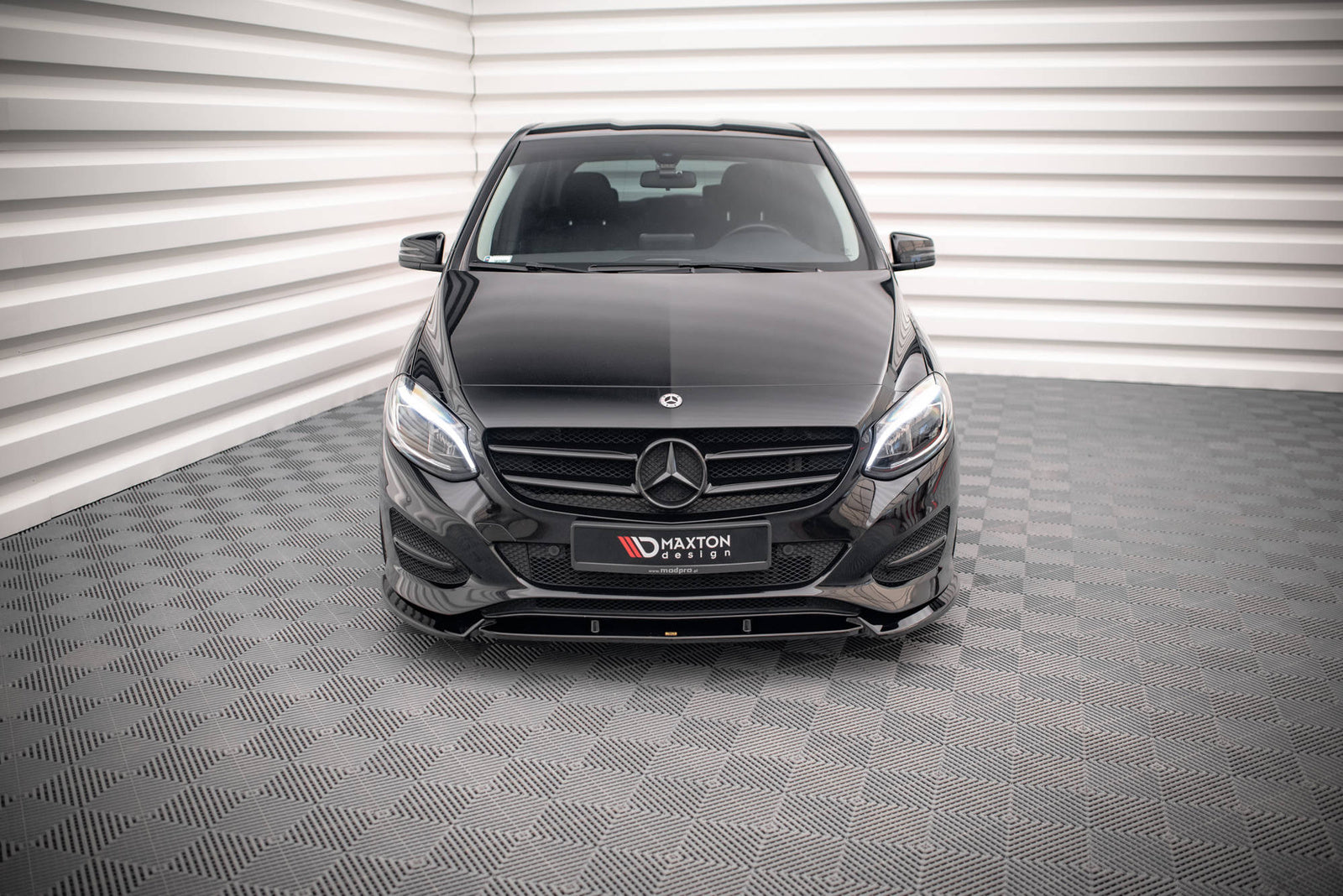 Splitter Przedni Mercedes-Benz B W246 Facelift Maxton