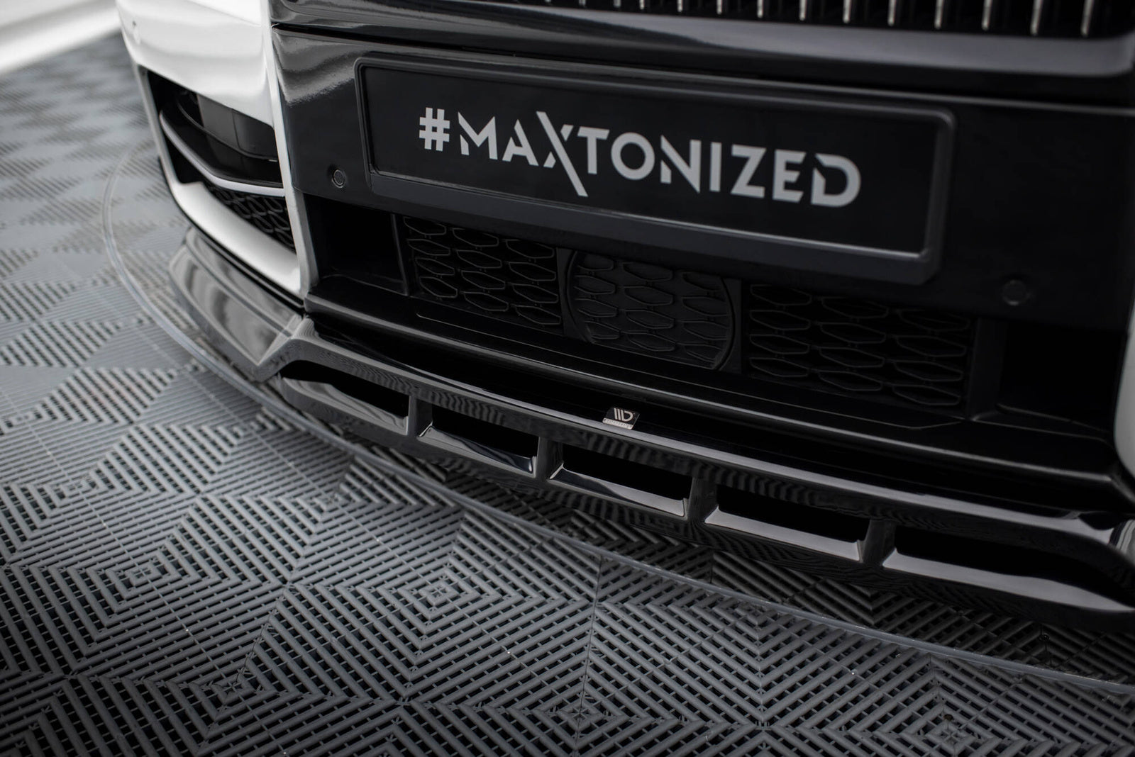 Splitter Przedni Maxton Design Rolls Royce Cullinan Mk1
