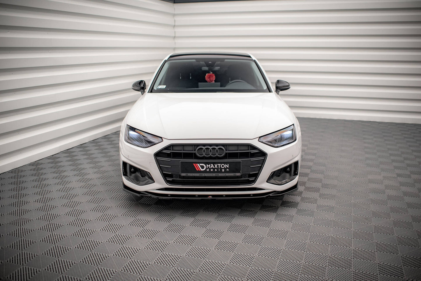 Splitter Przedni V.2 Audi A4 B9 Facelift Maxton Design