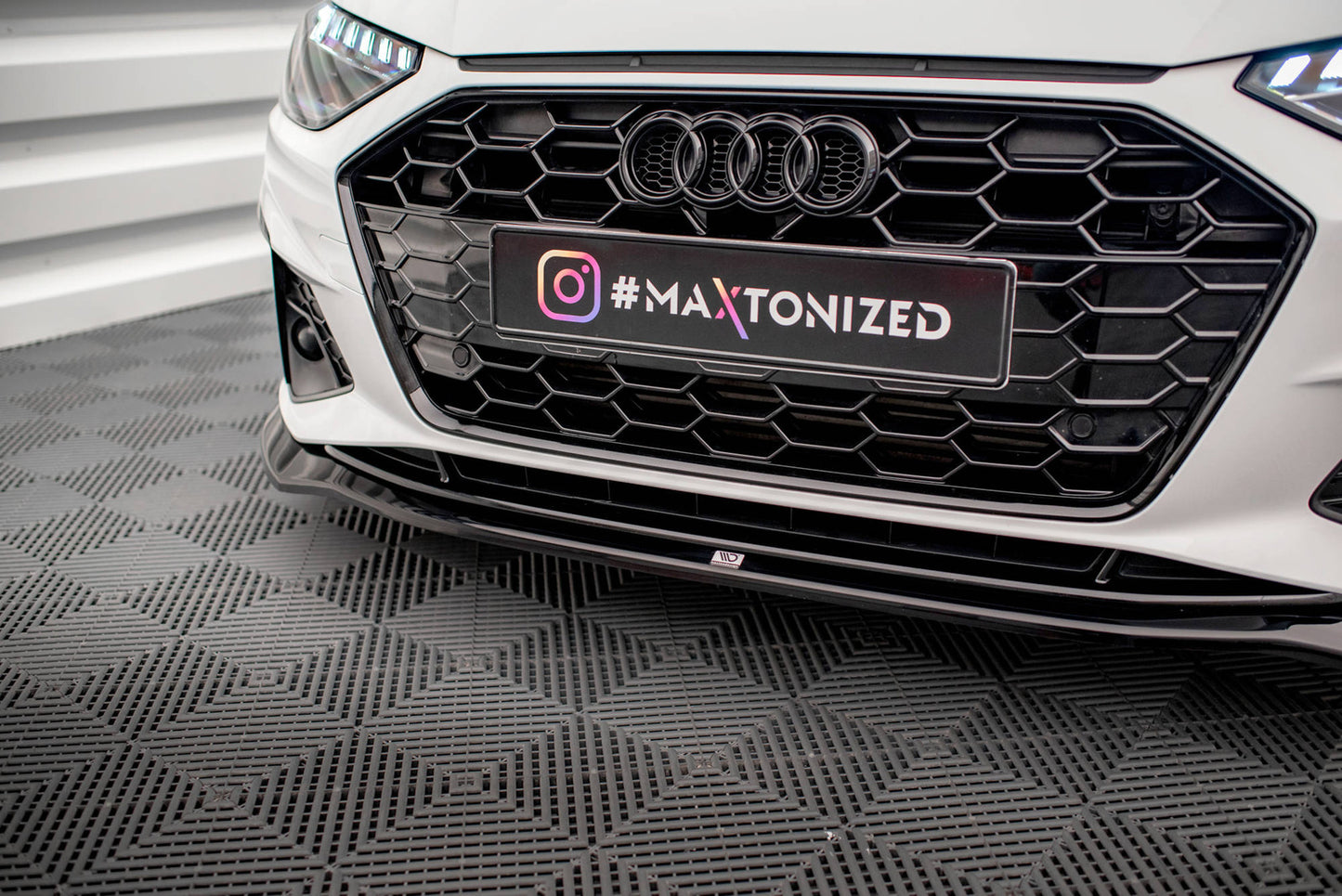 Splitter Przedni V.2 Audi A4 S-Line B9 Facelift Maxton