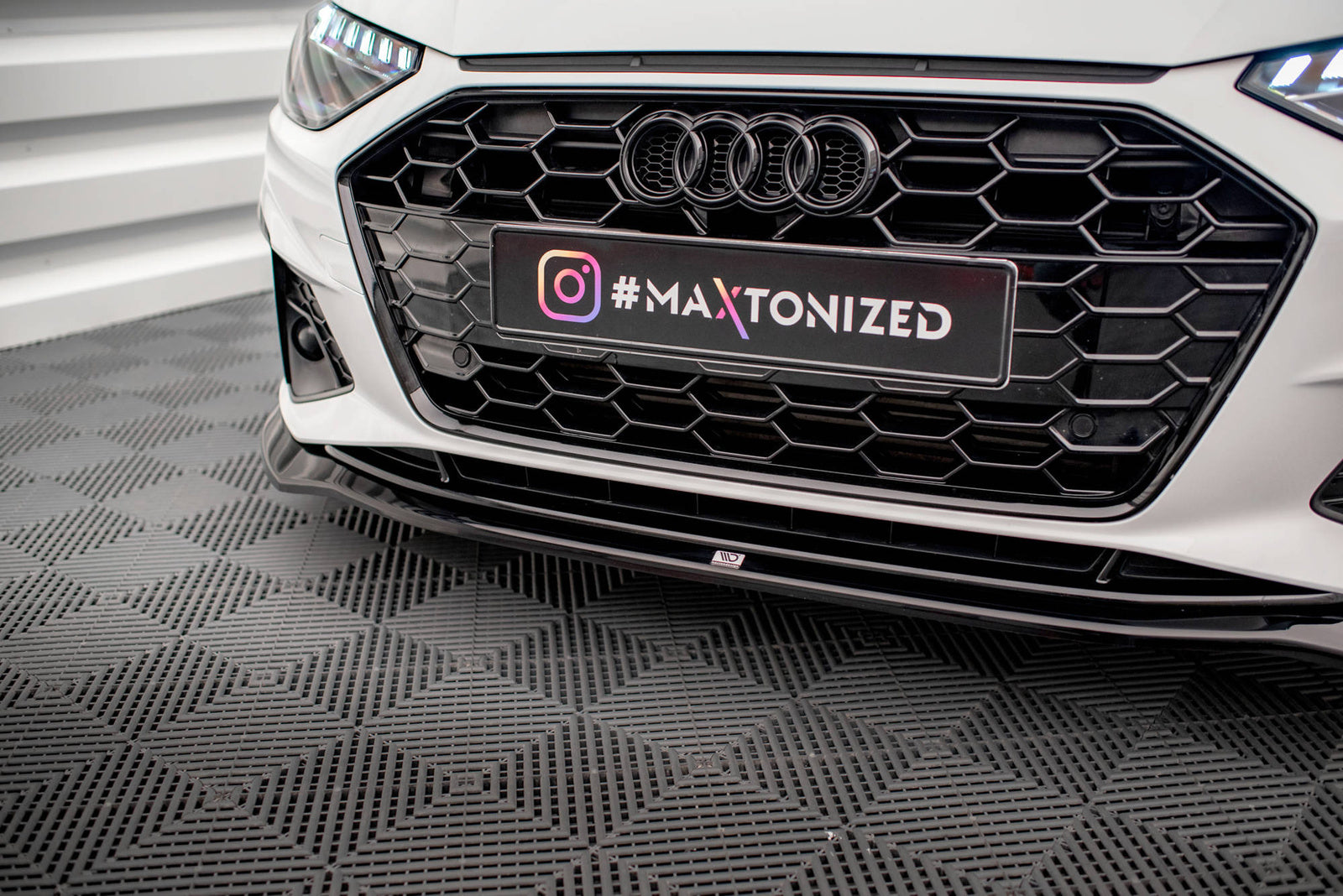 Splitter Przedni V.2 Audi A4 S-Line B9 Facelift Maxton
