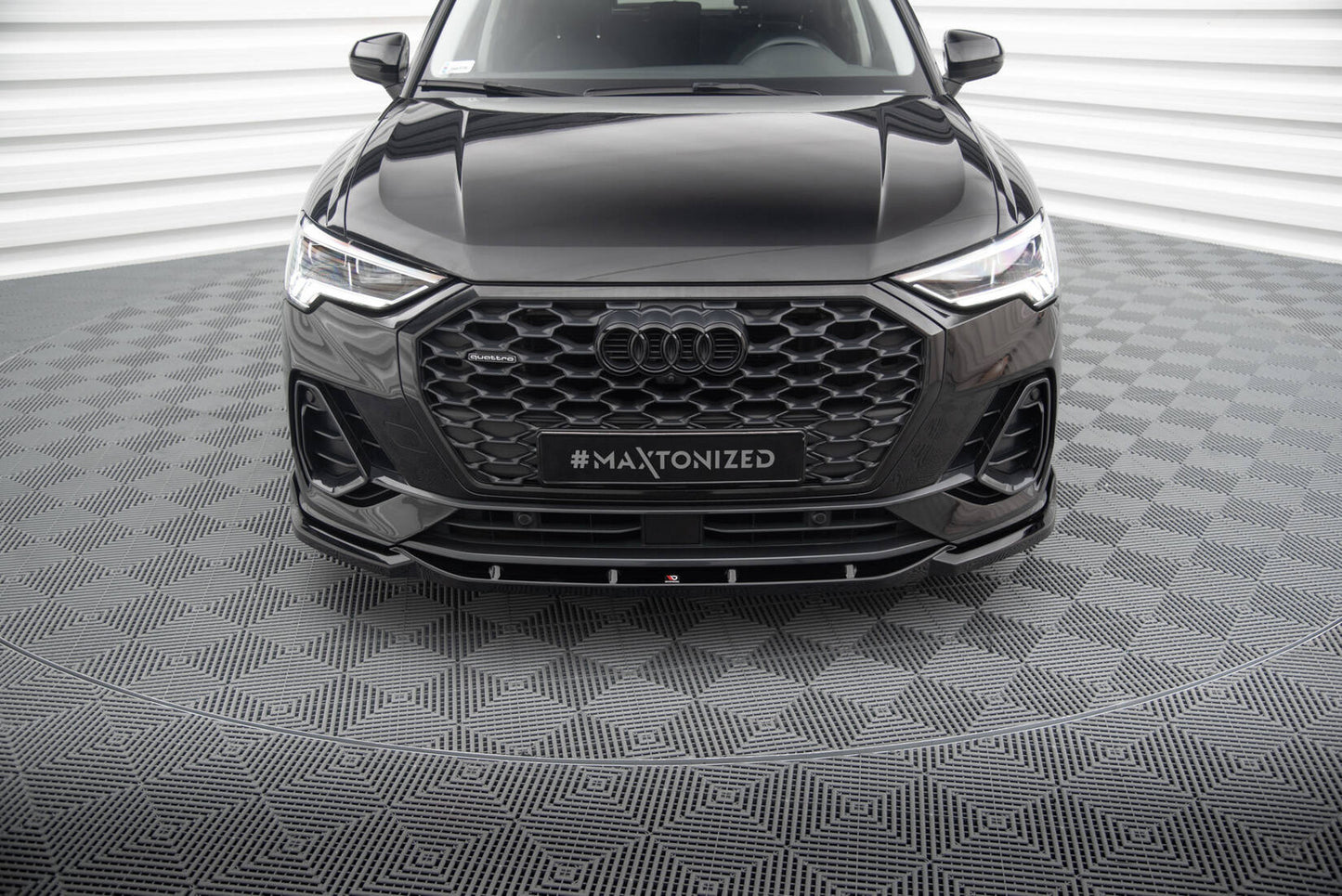 Splitter Przedni V.2 Audi Q3 Sportback F3 Maxton Design