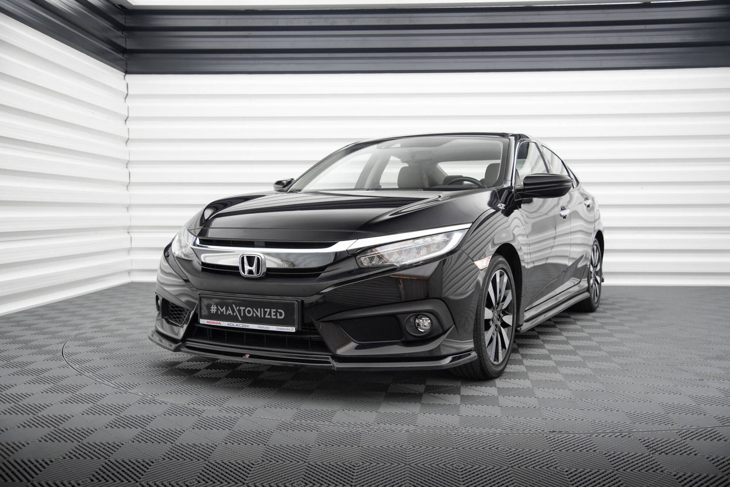 Splitter Przedni V.2 Honda Civic Sedan Mk10 Maxton Design