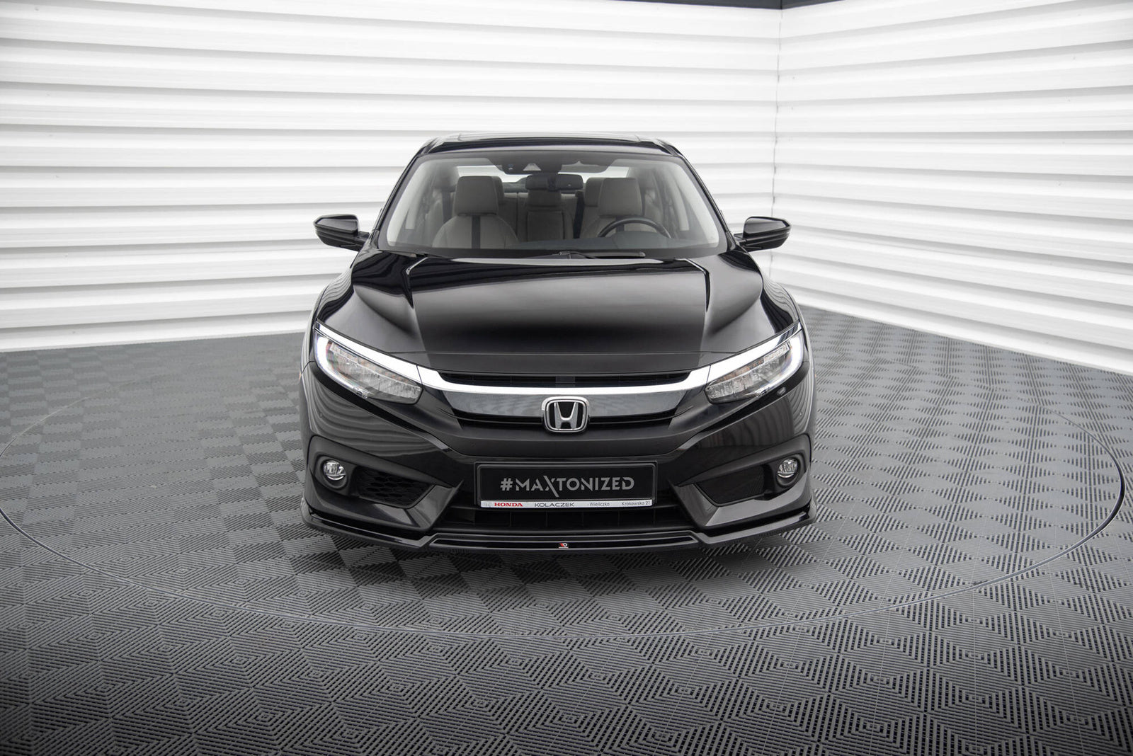 Splitter Przedni V.2 Honda Civic Sedan Mk10 Maxton Design