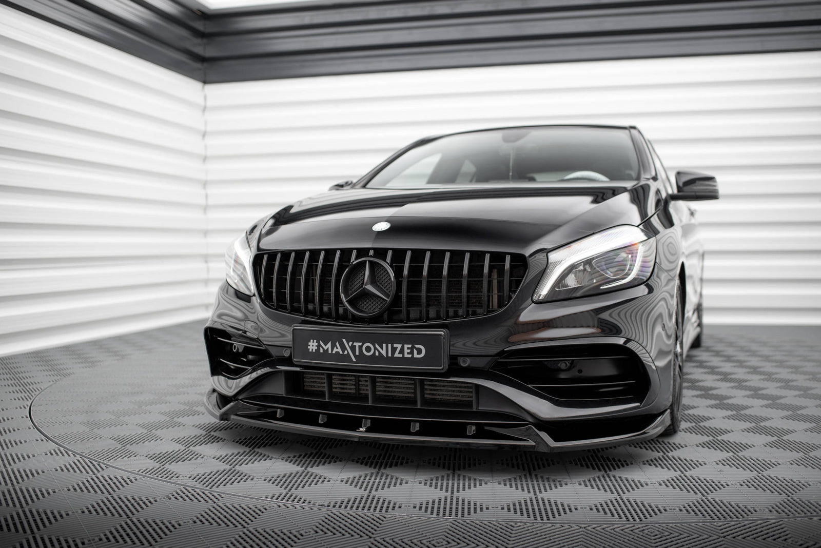 Splitter Przedni Mercedes A W176 AMG-Line Maxton V.2
