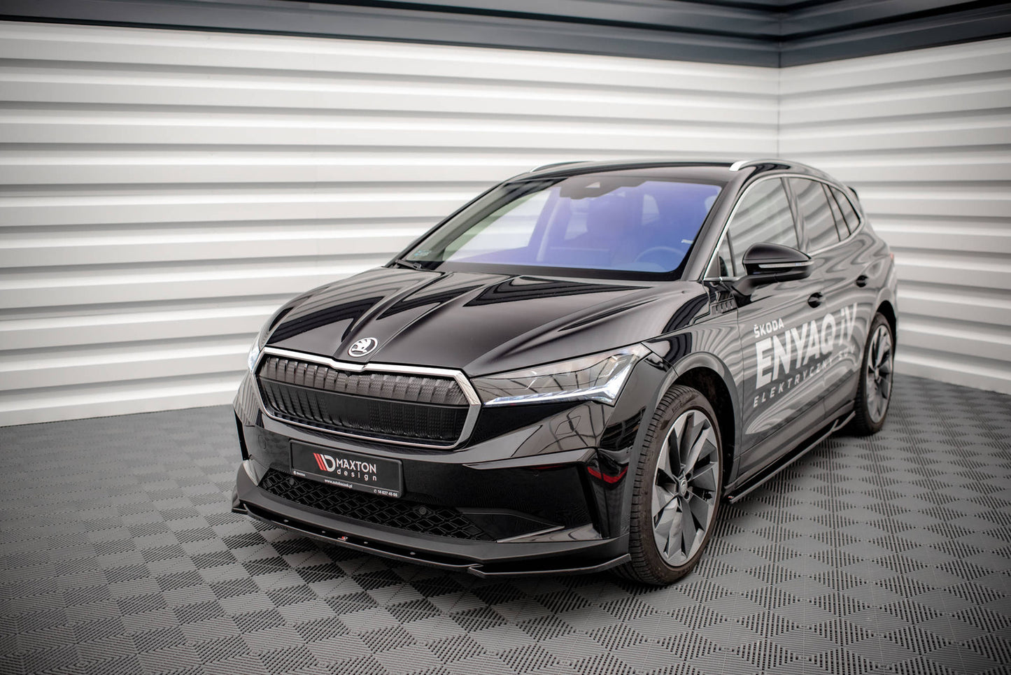 Splitter Przedni V.3 Maxton Skoda Enyaq iV