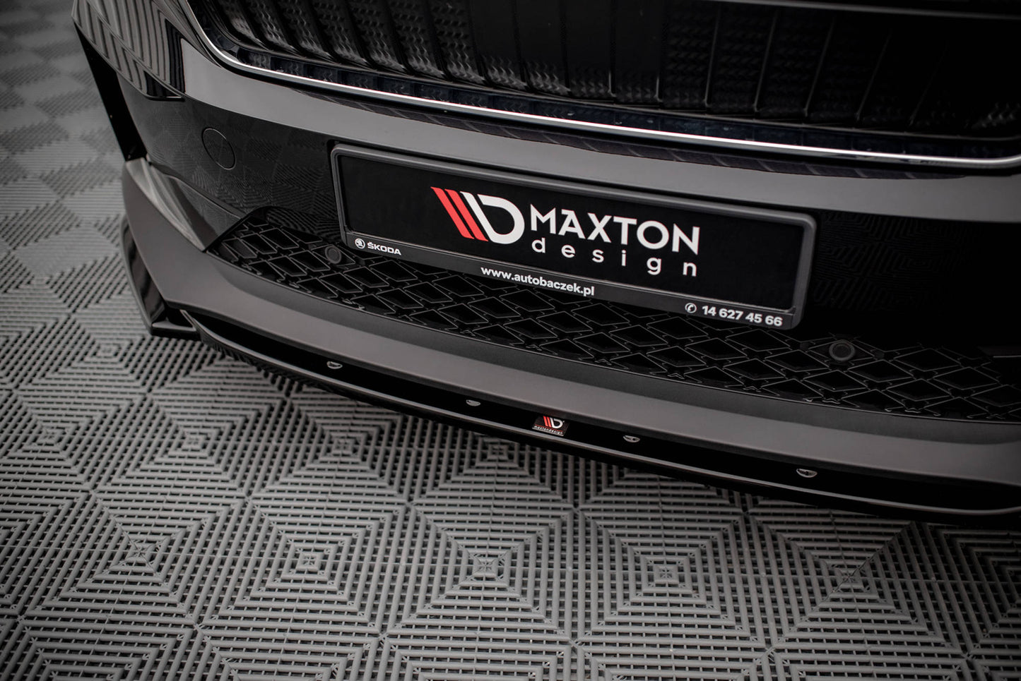 Splitter Przedni V.3 Maxton Skoda Enyaq iV