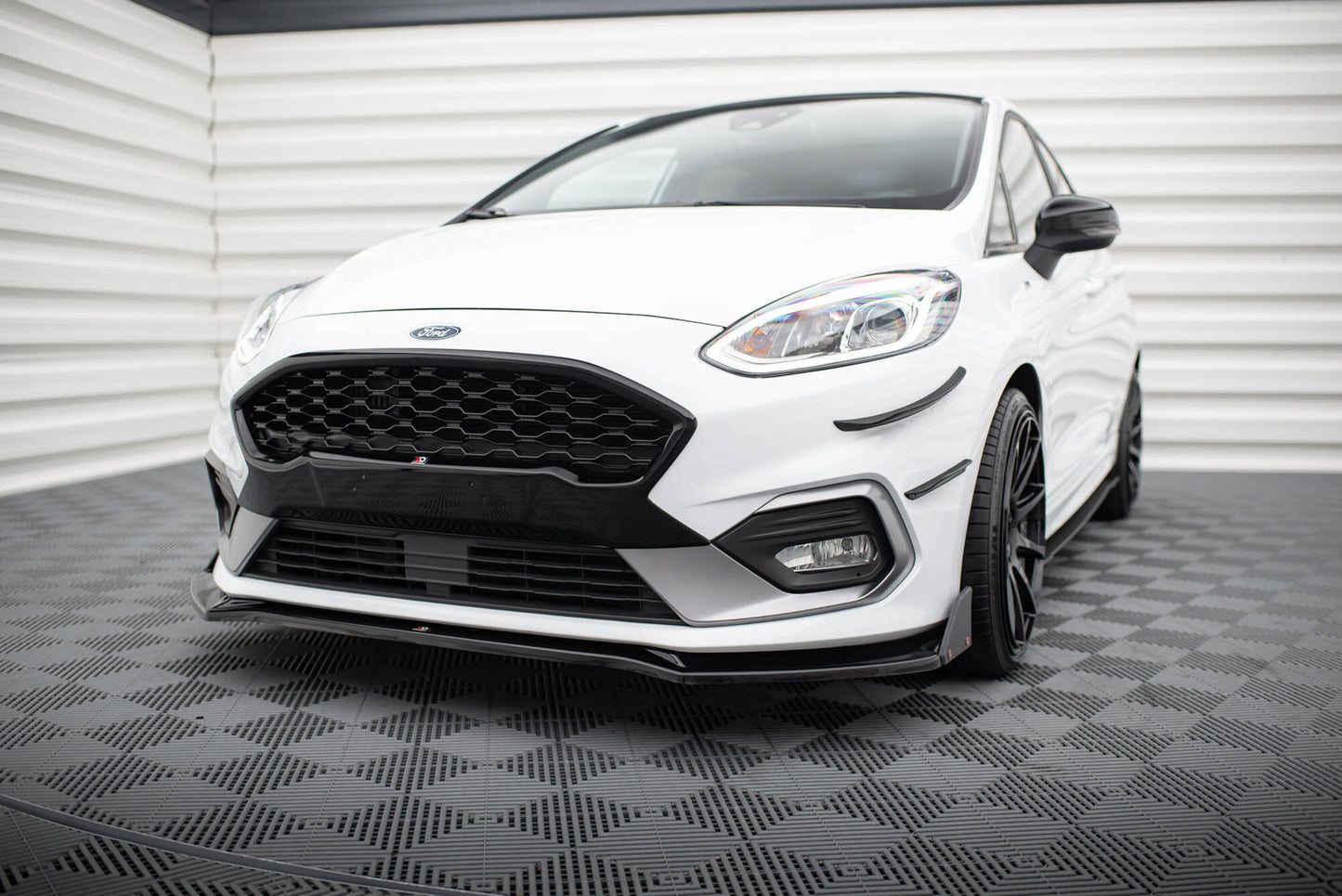 Splitter Przedni V.4 + Flaps Ford Fiesta ST/ST-Line Maxton