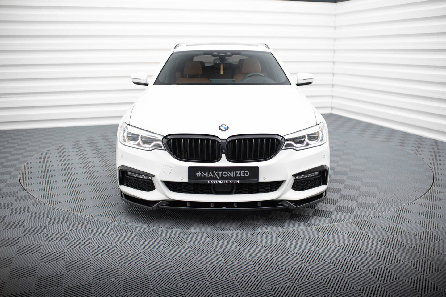 Splitter Przedni V.4 BMW 5 G30/G31 M-Pack Maxton Design