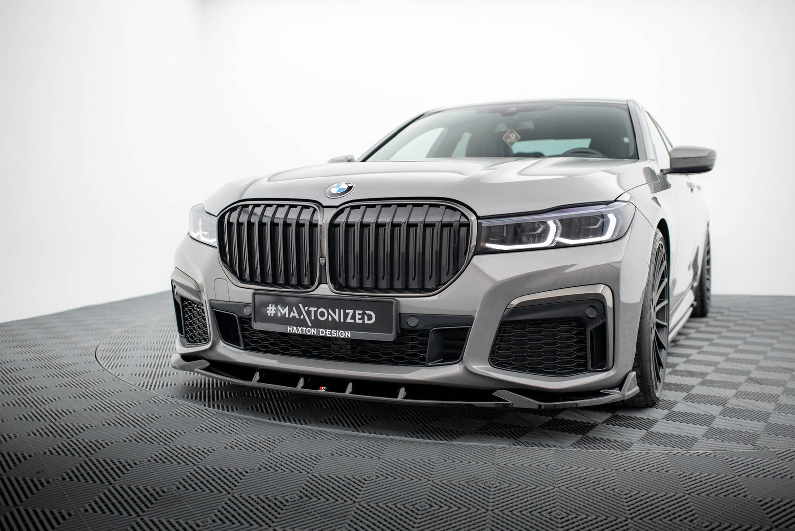 Splitter Przedni V.5 BMW 7 G11 M-Pack Facelift Maxton Design