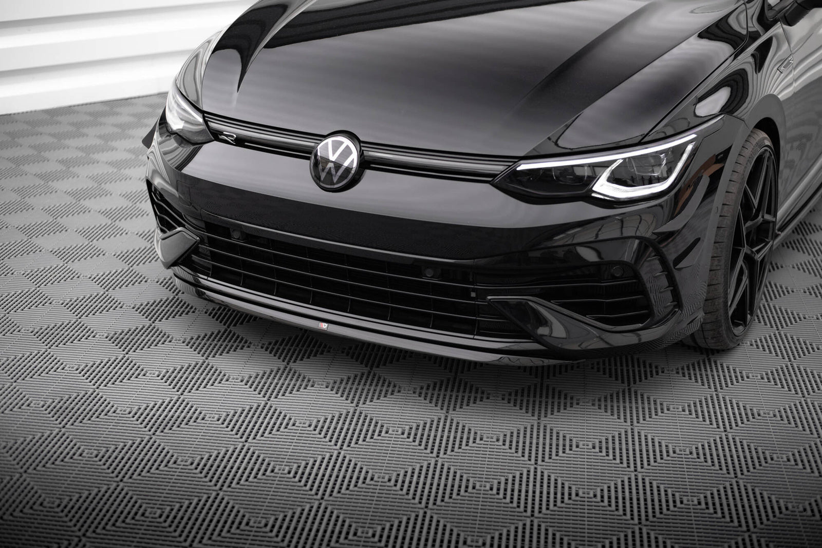 Splitter Przedni Volkswagen Golf R Mk8 Maxton Design V.7