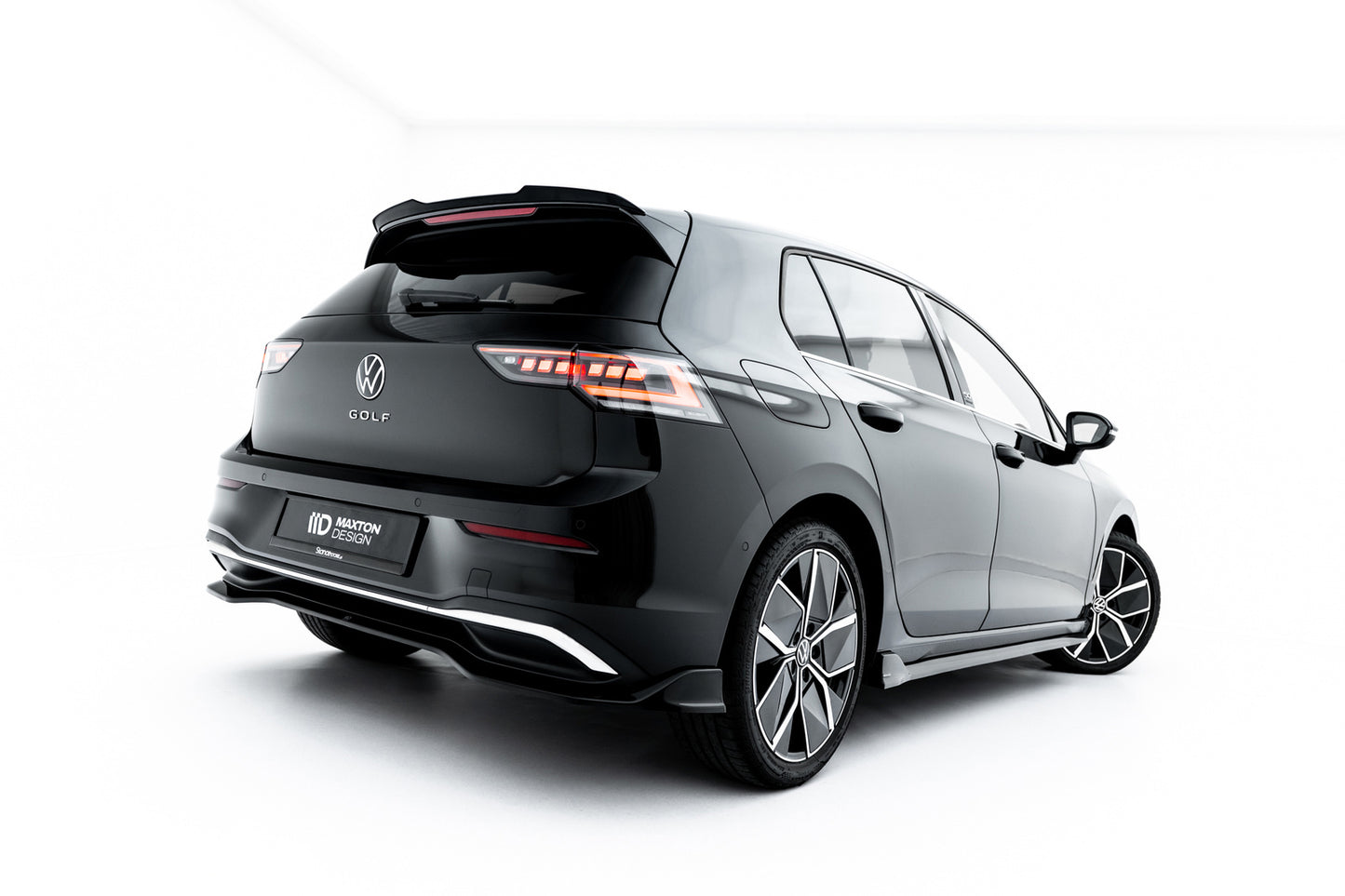 Splitter Tylny Volkswagen Golf Mk8 Facelift Maxton