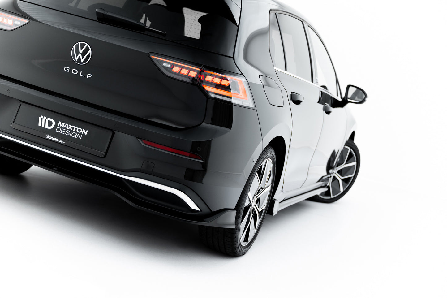 Splitter Tylny Volkswagen Golf Mk8 Facelift Maxton