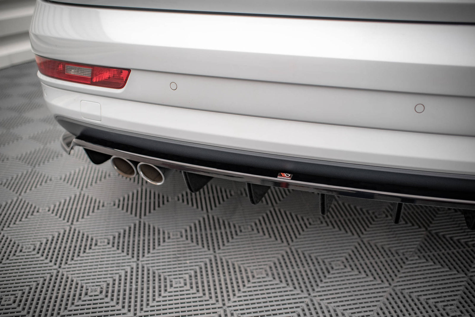 Splitter Tylny Audi Q3 8U Facelift Maxton Design