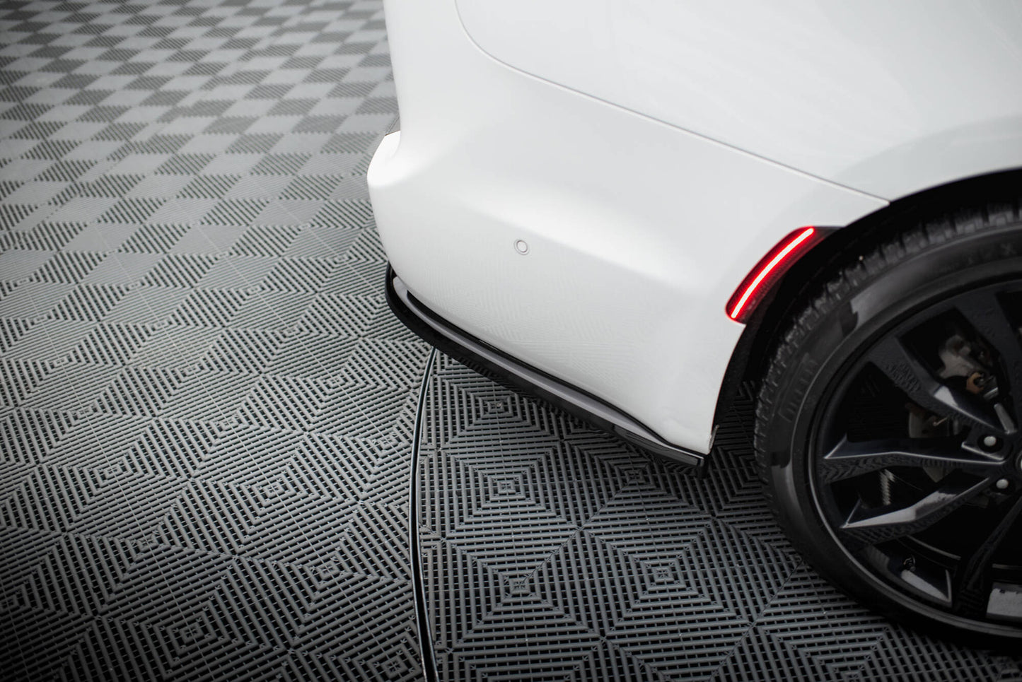 Splitter Tylny Chrysler Pacifica Mk2 Facelift Maxton