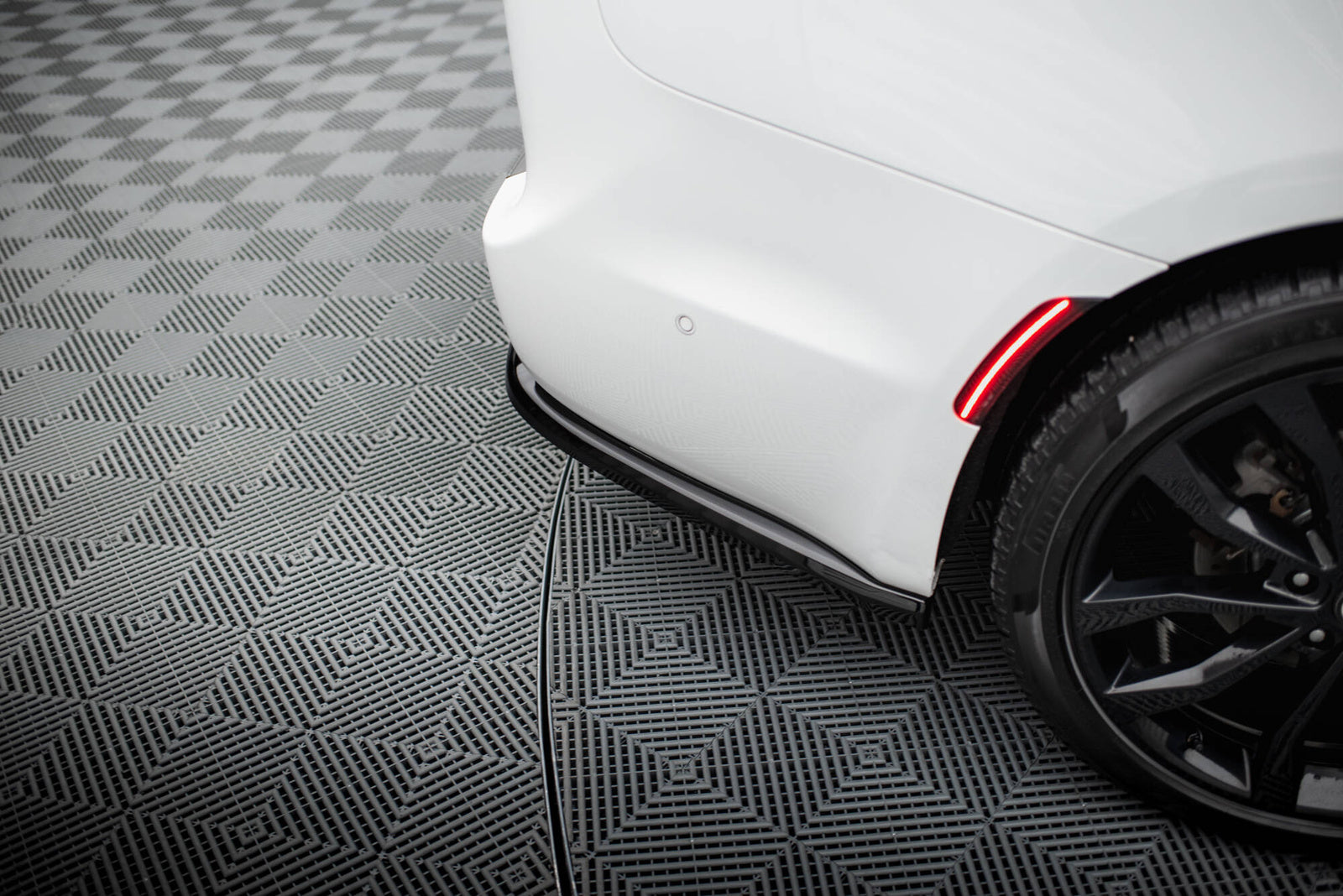 Splitter Tylny Chrysler Pacifica Mk2 Facelift Maxton