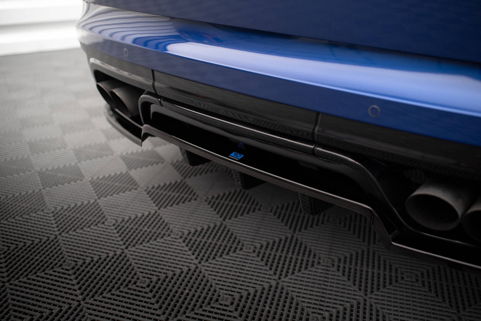 Splitter Tylny Land Rover Range Rover Sport SVR Mk2 Maxton