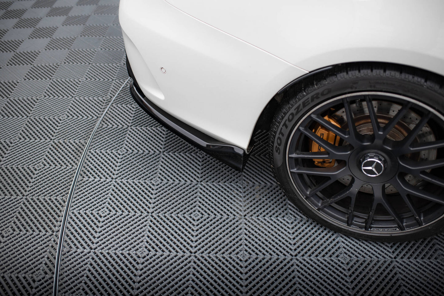 Splitter Tylny Mercedes C63 AMG W205 Maxton Design