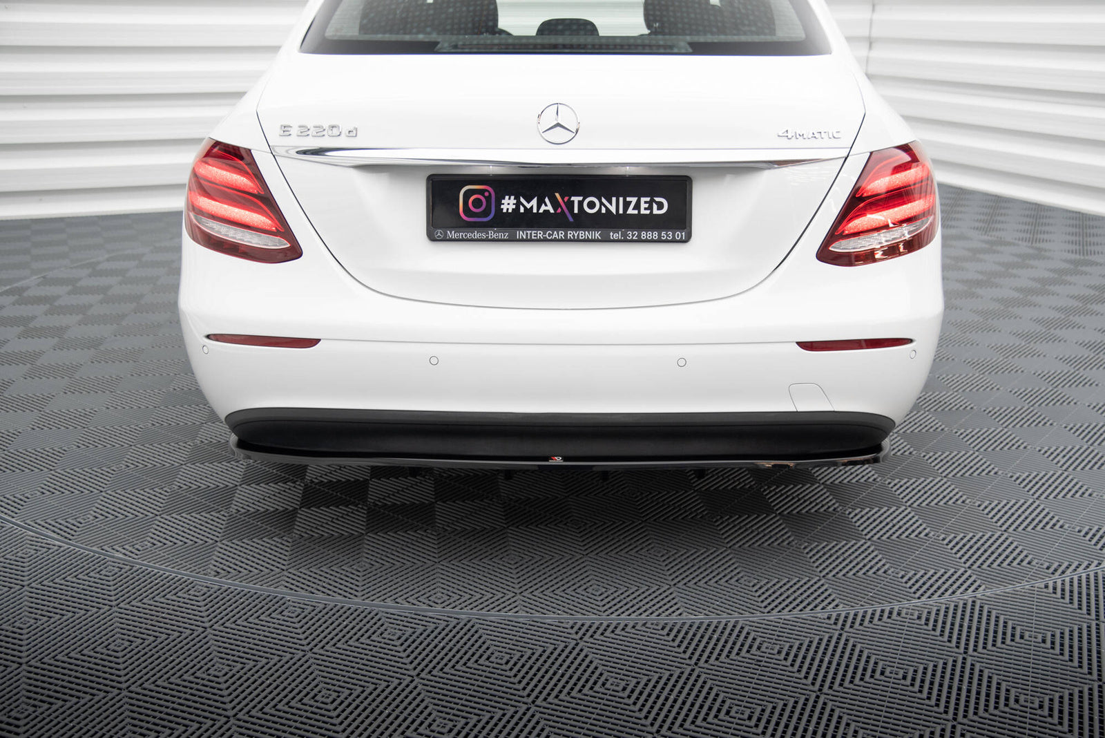 Splitter Tylny Mercedes W213 Standard Maxton Design