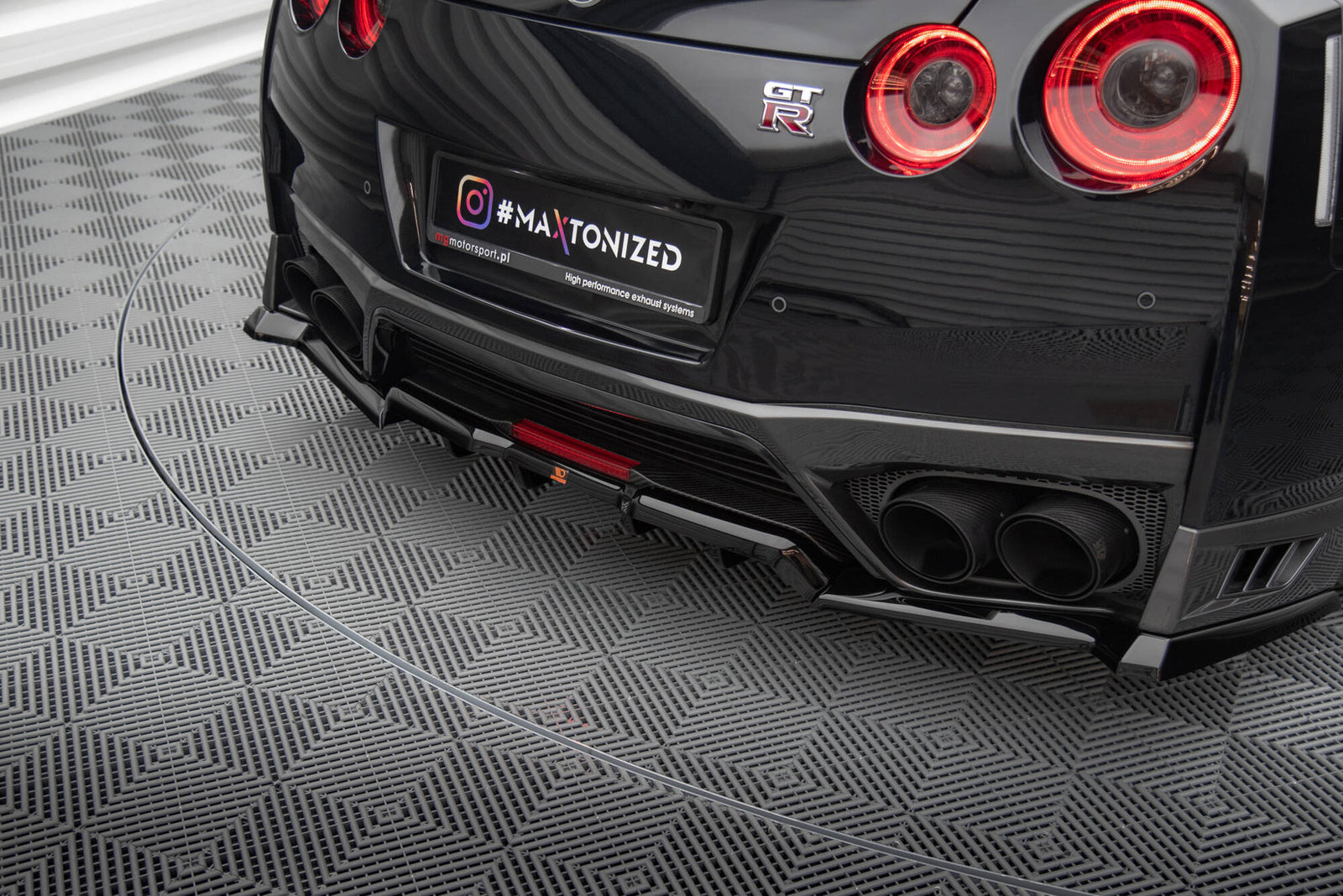 Splitter Tylny Nissan GTR R35 Facelift Maxton Design