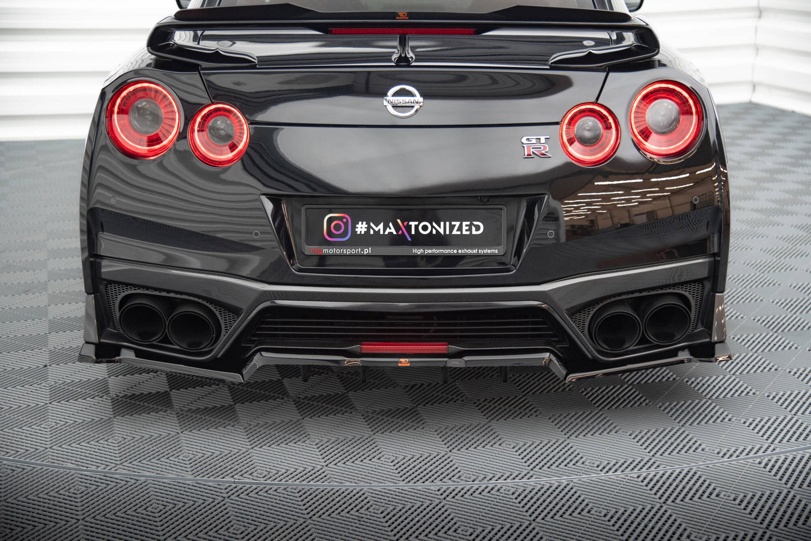 Splitter Tylny Nissan GTR R35 Facelift Maxton Design