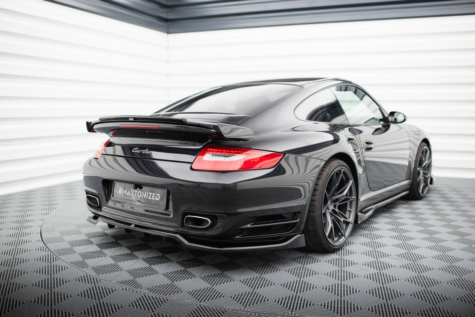 Splitter Tylny Porsche 911 Turbo 997 Maxton Design
