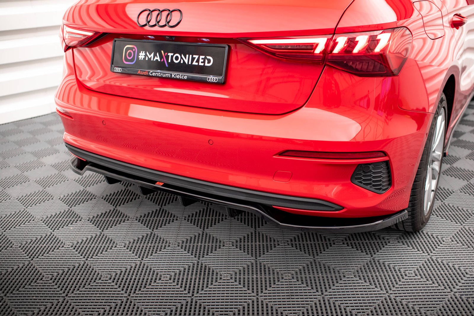 Splitter Tylny Audi A3 Sportback 8Y Maxton Design