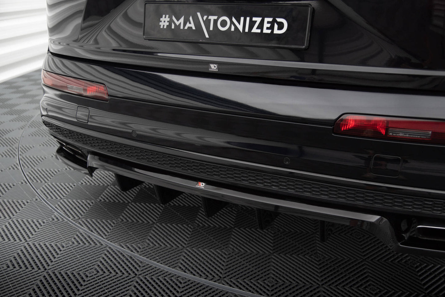 Splitter Tylny z Dyfuzorem Audi SQ7 Q7 S-Line Mk2 Maxton