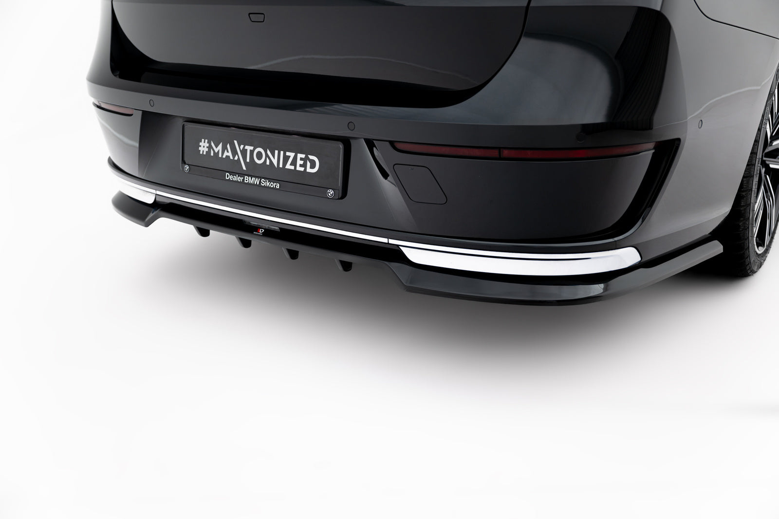 Splitter Tylny z Dyfuzorem BMW 7 G70 Maxton Design