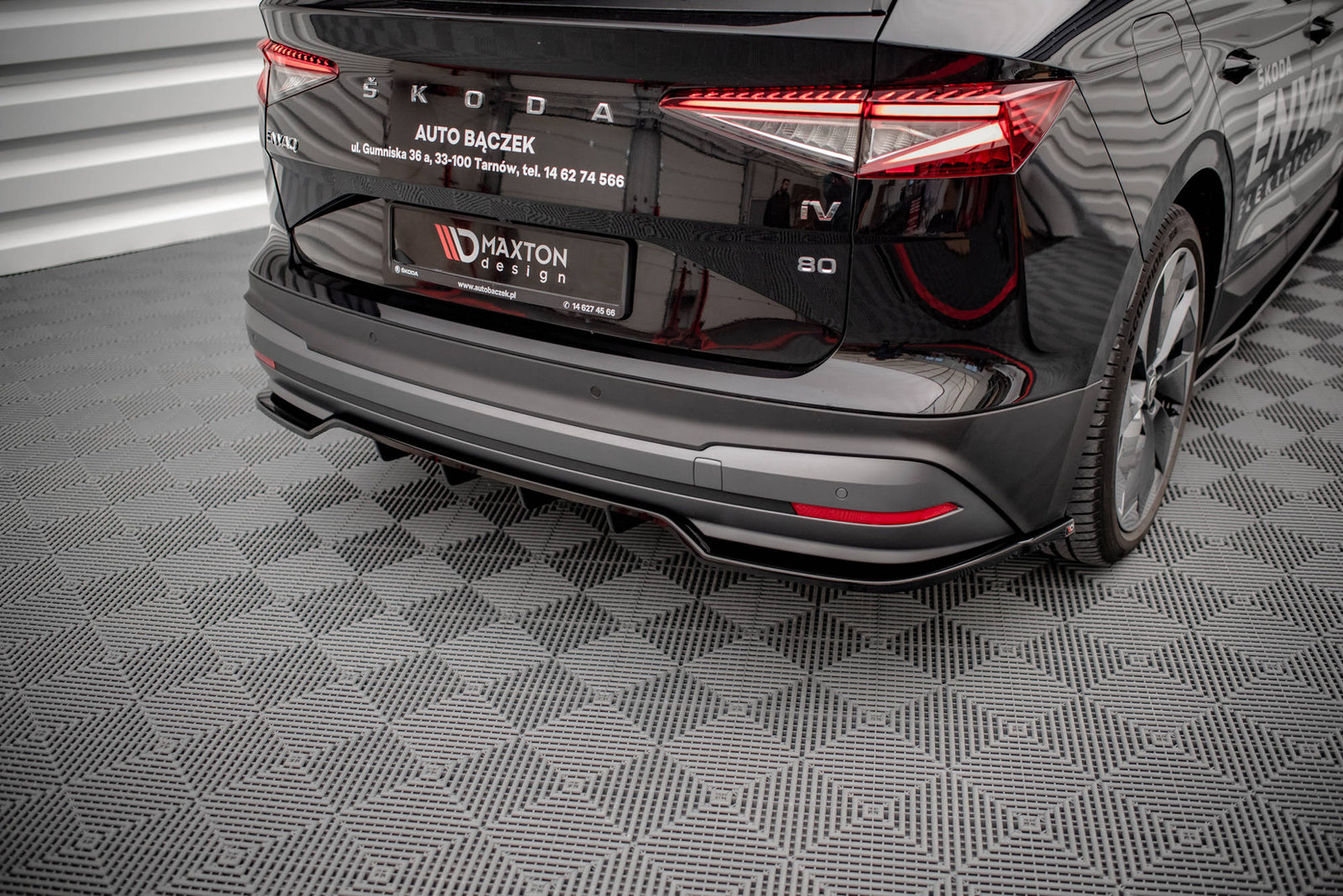 Splitter Tylny z Dyfuzorem Skoda Enyaq iV Maxton Design