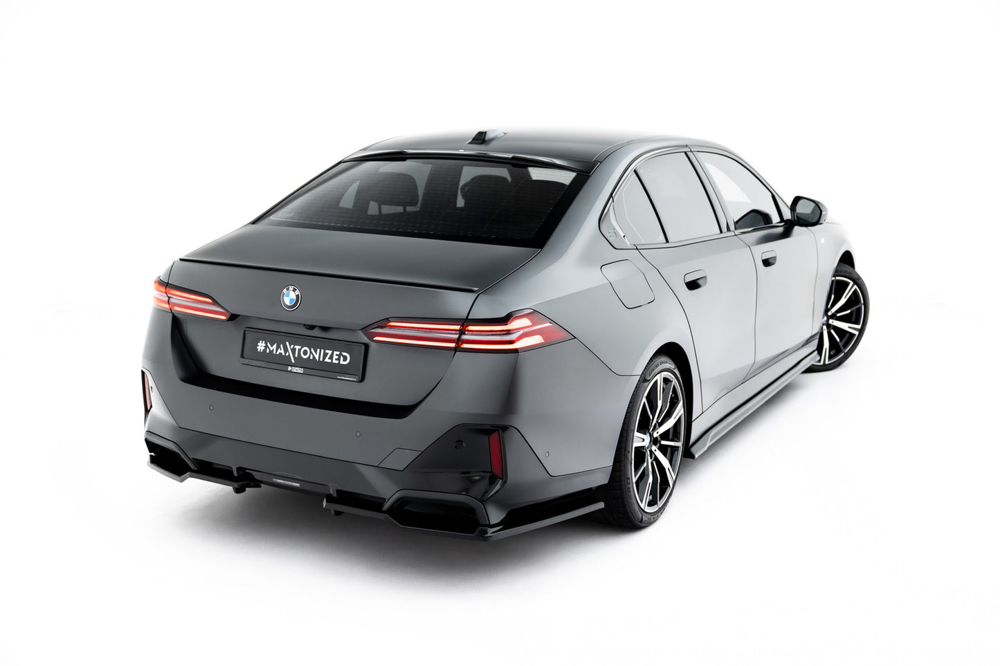 Splitter Tylny BMW 5 G60/G61 M-Pack V.2 Maxton Design