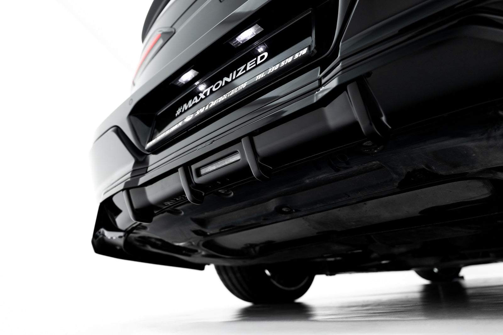 Splitter Tylny BMW 7 G70 M-Pack Maxton Design V.2