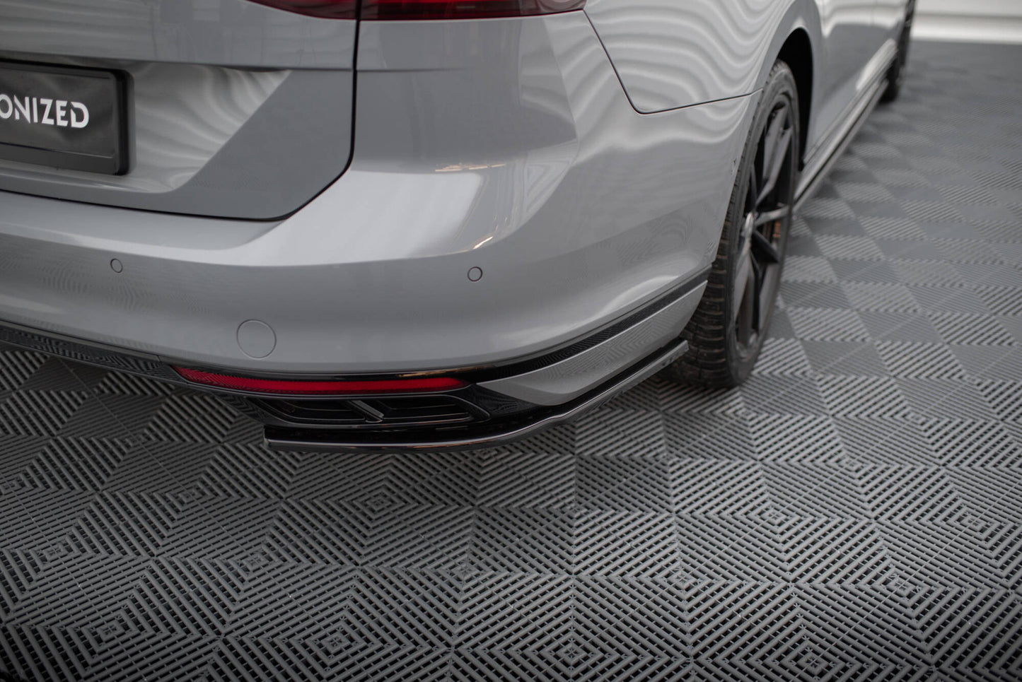 Splittery Tylne Boczne VW Passat B8 Facelift R-Line