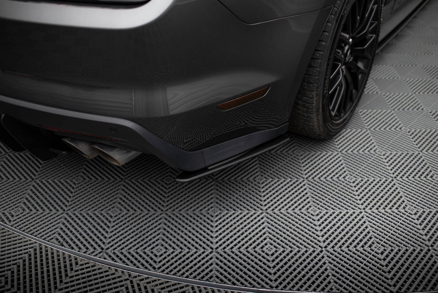 Splittery Tylne Boczne Maxton Ford Mustang GT Mk6