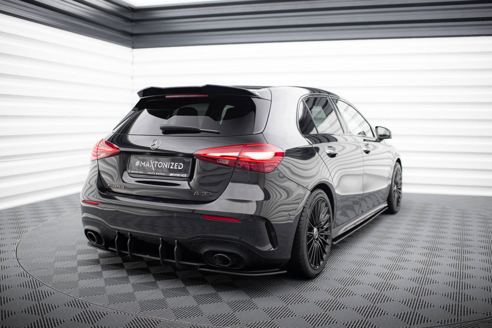 Splittery Tylne Mercedes A35 AMG W177 Street Pro Maxton