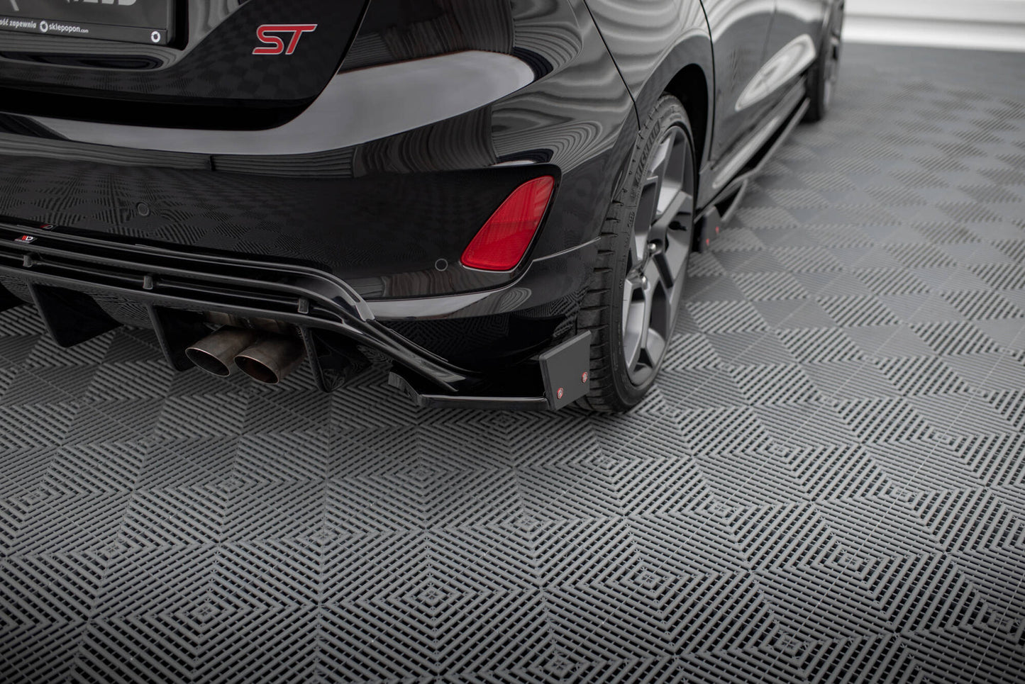 Splittery Tylne Boczne Ford Fiesta ST Mk8 Maxton Design