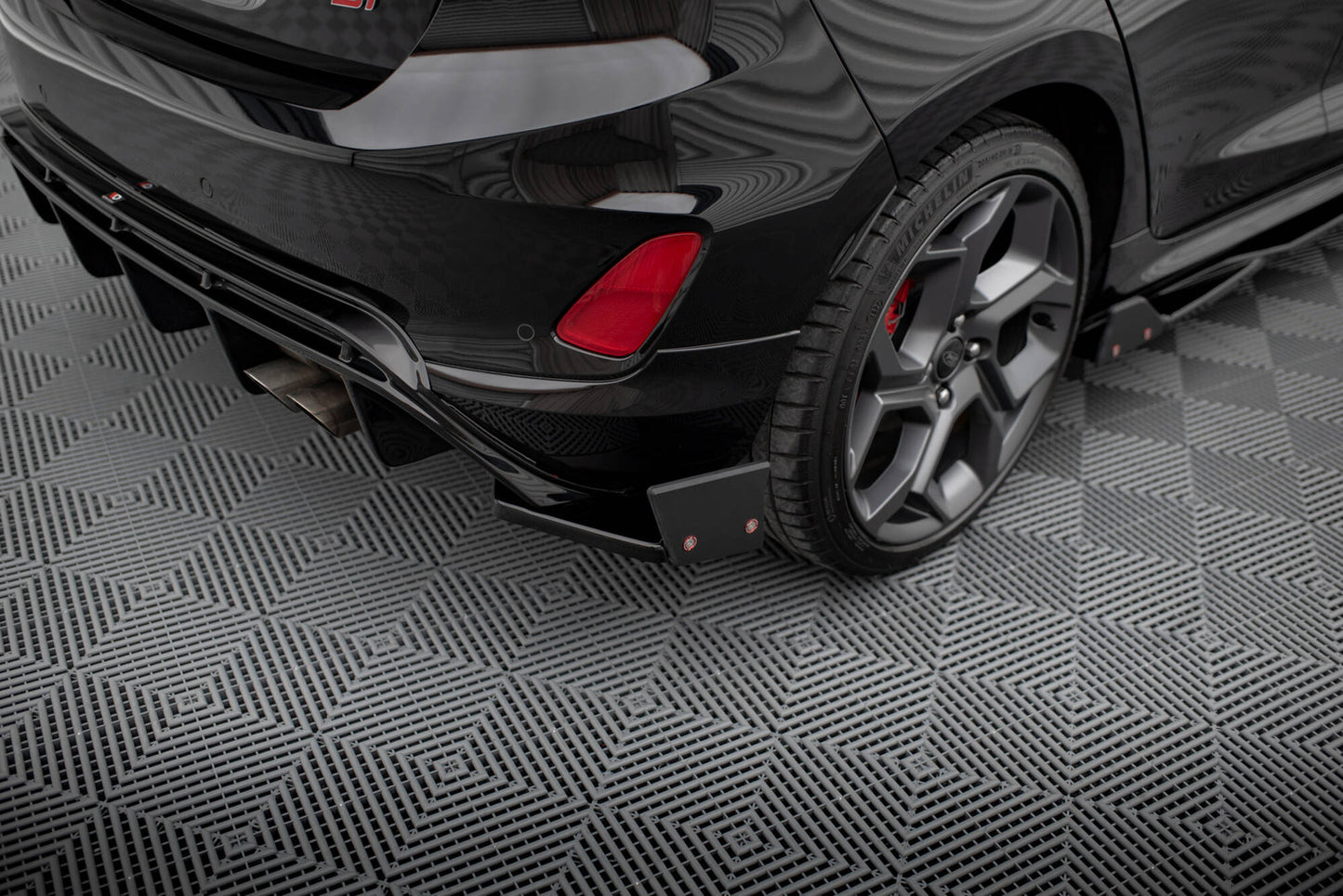 Splittery Tylne Boczne Ford Fiesta ST Mk8 Maxton Design