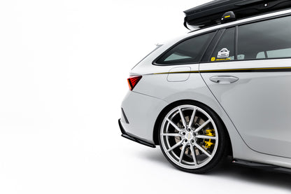 Splittery Tylne Skoda Octavia RS Mk4 Maxton Design V.7