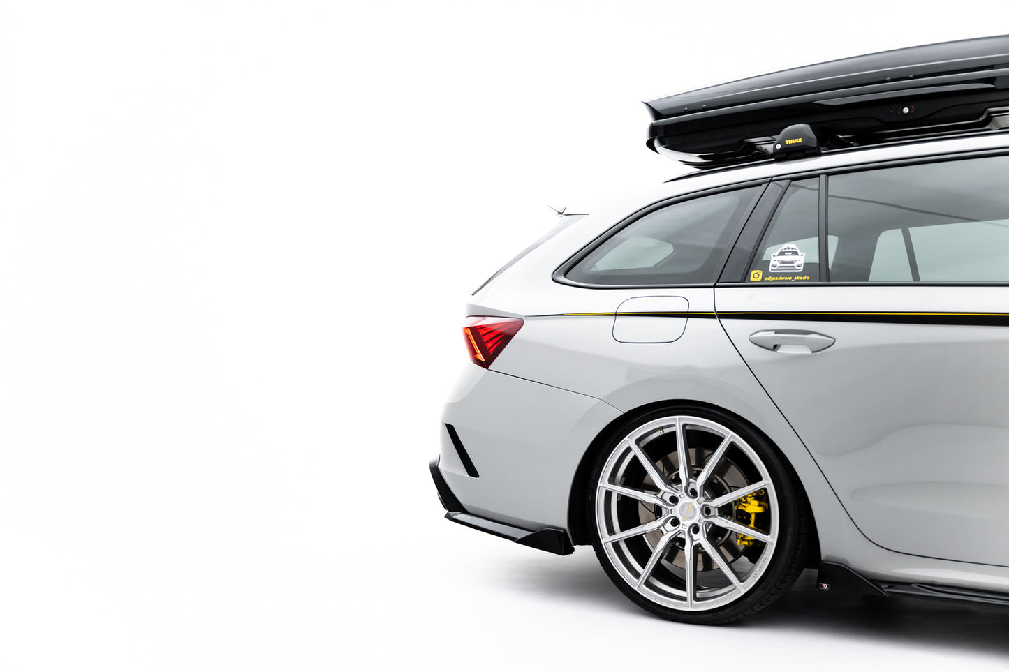 Splittery Tylne Skoda Octavia RS Mk4 Maxton Design V.8