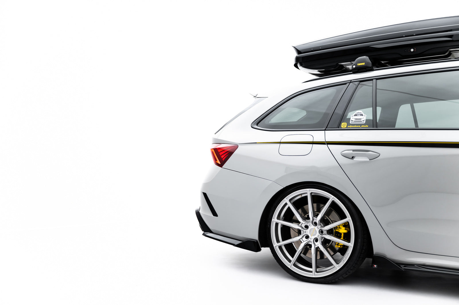 Splittery Tylne Skoda Octavia RS Mk4 Maxton Design V.8