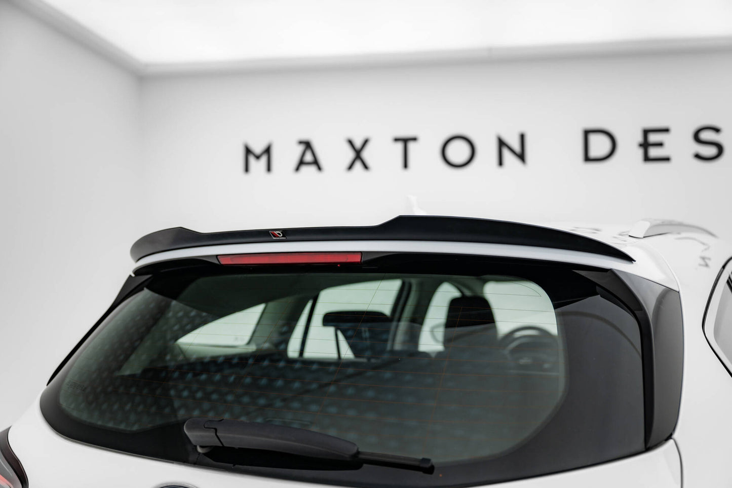 Spoiler Cap Maxton Design Ford Focus ST-Line Estate Mk4