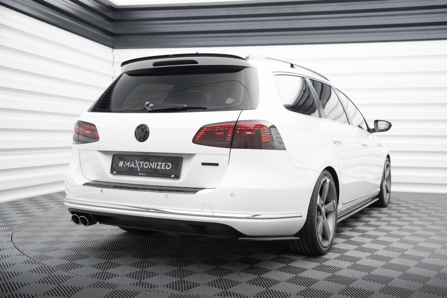 Spoiler Cap Maxton Design VW Passat B7 Variant