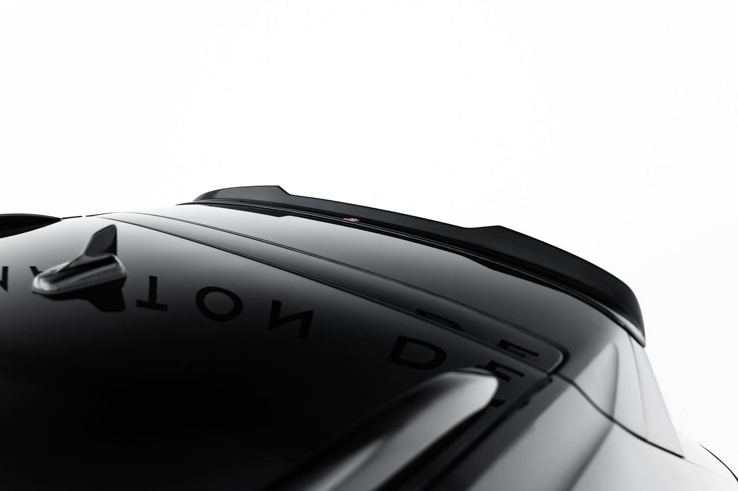 Spoiler Cap Volkswagen Touareg R-Line Mk3 Facelift Maxton